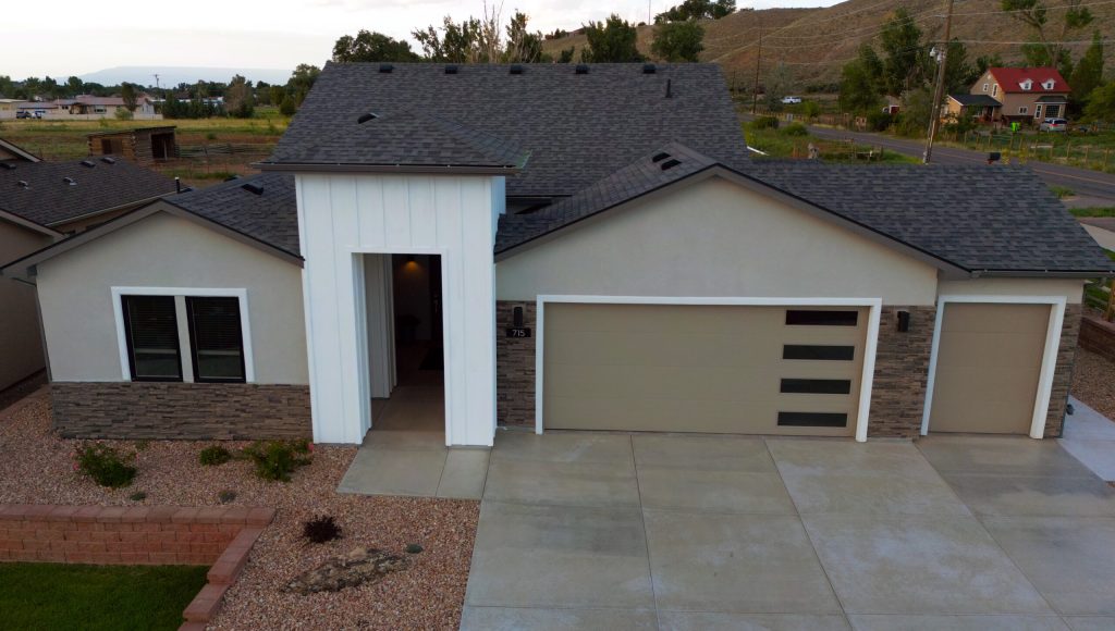 Gunnison Design 715 Sanctuary